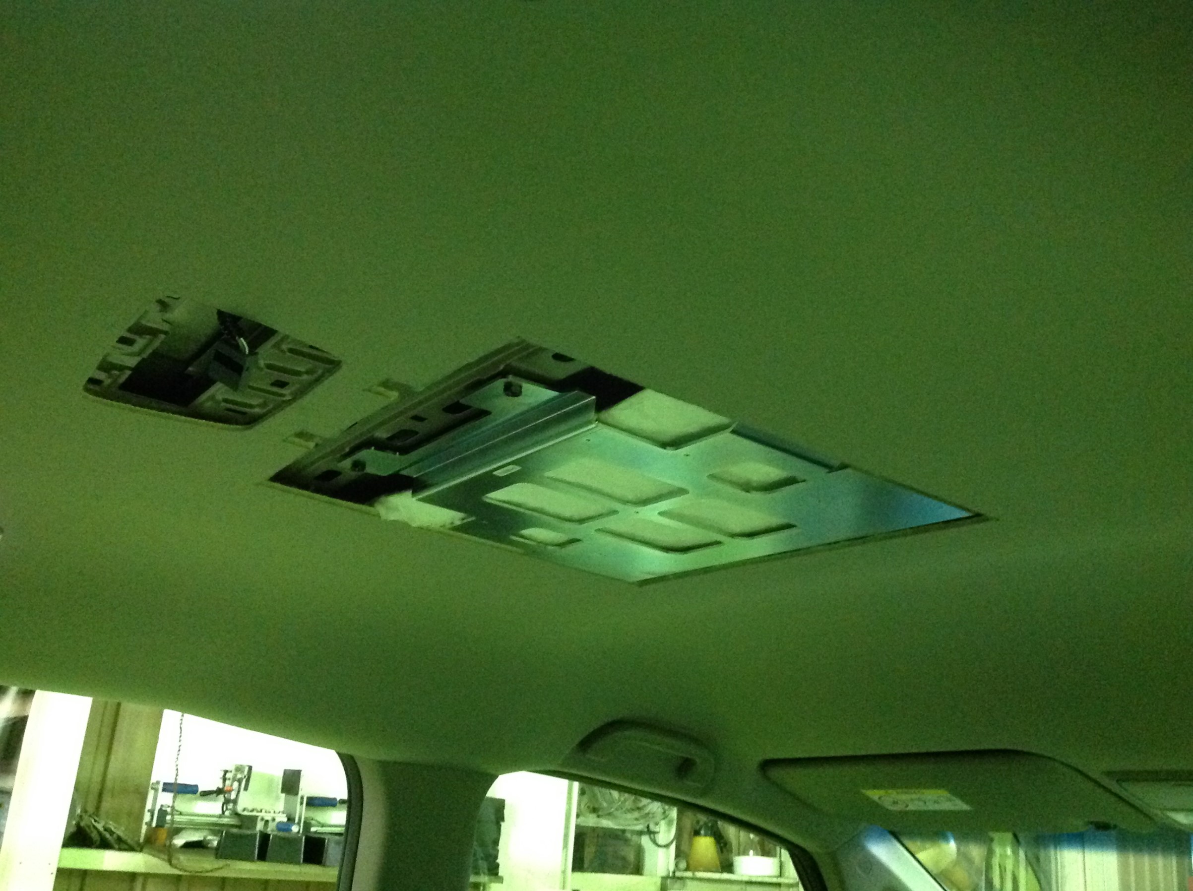 Rp3 ステップワゴン スパーダさん フリップダウンモニター 車高調装着です ホンダ ステップワゴン 足まわり サスペンション ブレーキ 足まわり サスペンション ブレーキ サスペンションパーツ関連取付 スタッフ日記 コクピット きねいわ 車の