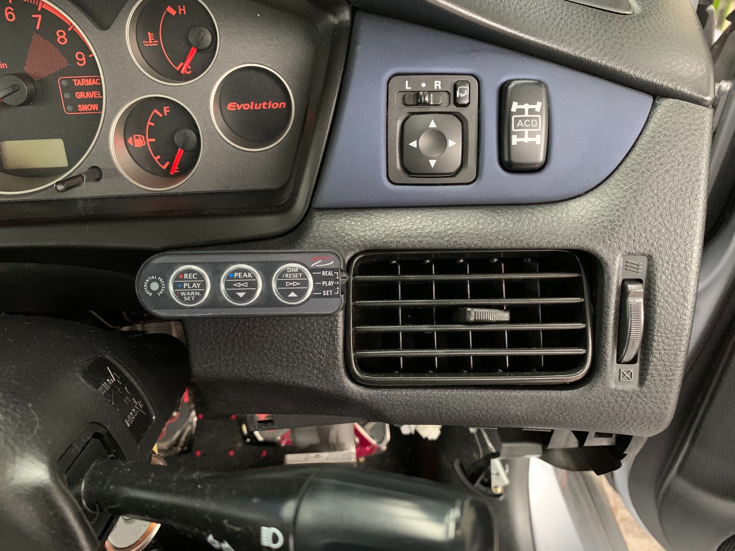 ランエボ8 Defi メーター取り付け | 三菱 ランサーエボリューション