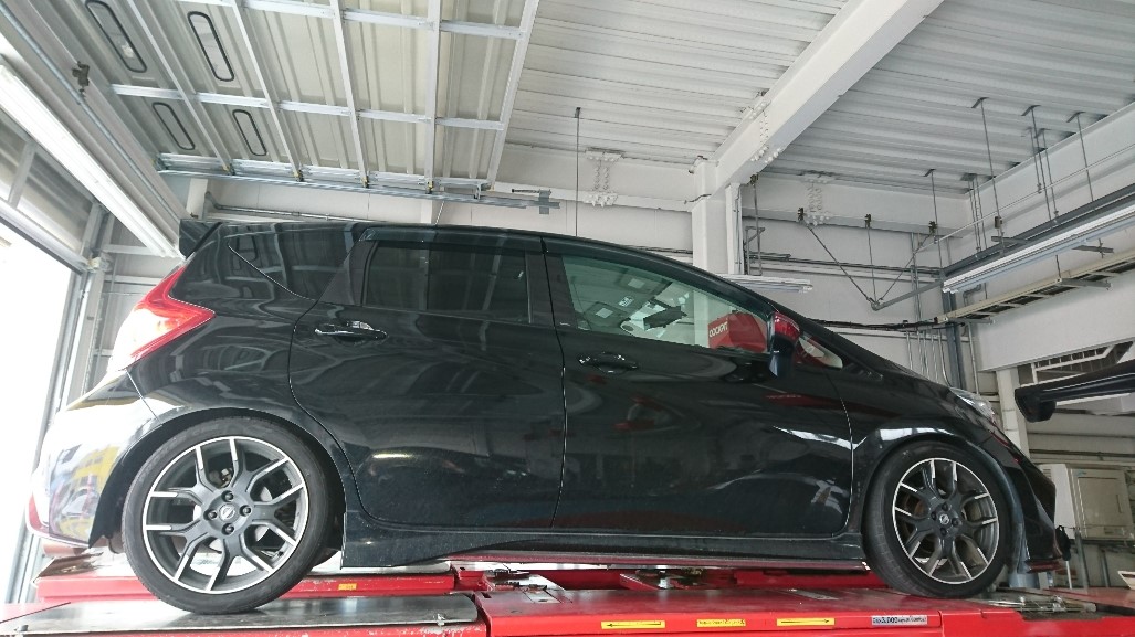 NOTE NISMO S × マフラーとクイックシフト取付 | 日産 ノート NOTE NISMO S × マフラーとクイックシフト取付 | 日産 ノート