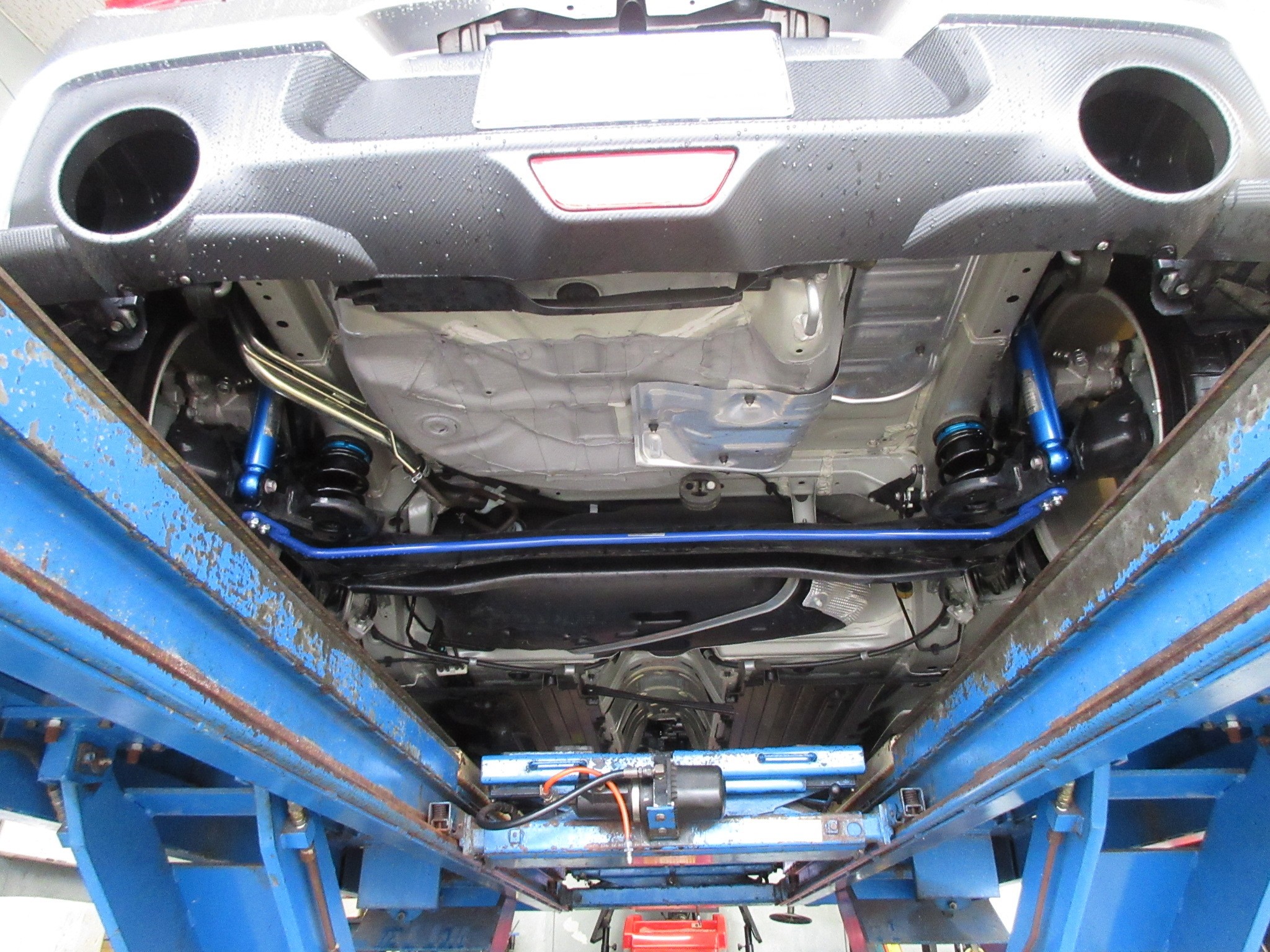 音も見た目も、もちろん走りも！オーナー大満足のスイスポに仕上がり