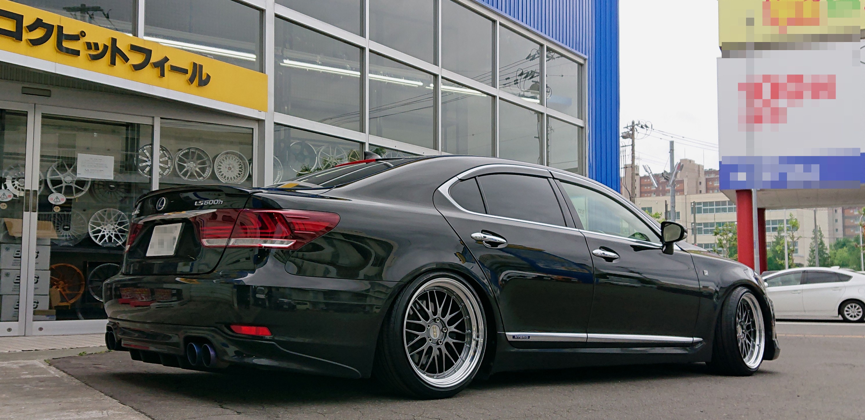 送料込みLEXUS LS600h 悔やむ Fスポーツ BBS製ホイールタイヤ4本