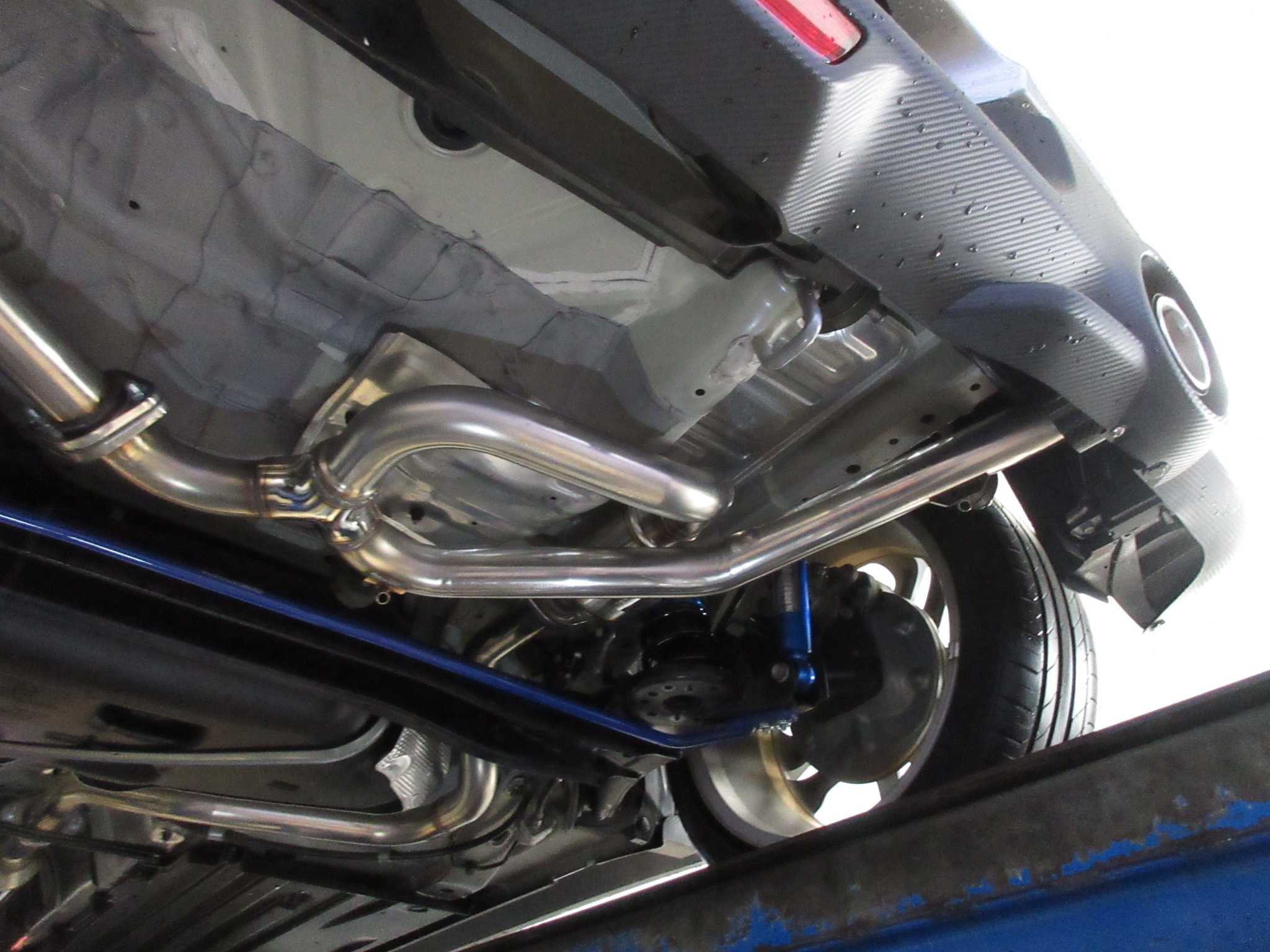 音も見た目も、もちろん走りも！オーナー大満足のスイスポに仕上がり