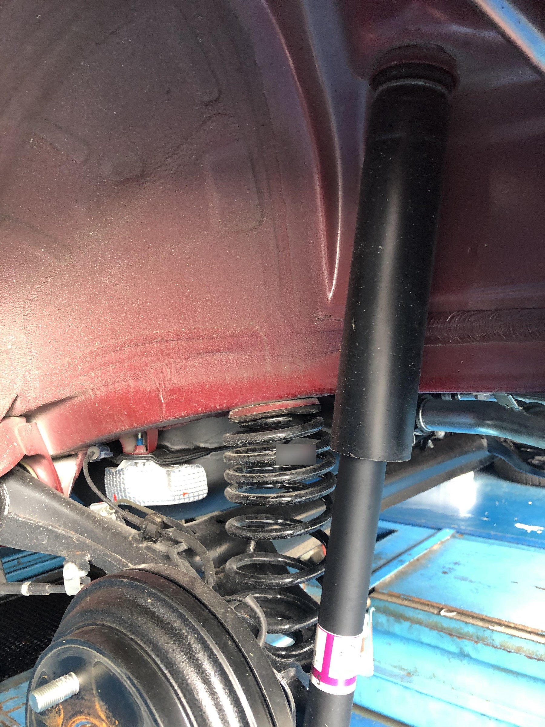 スズキ スペーシア ギア Mk53s 乗り心地を良くしたいとのご相談がありました スズキ スペーシアギア 足まわり サスペンション ブレーキ カスタマイズ日記 コクピット 相模原 車のカスタマイズにかかわるスタッフより