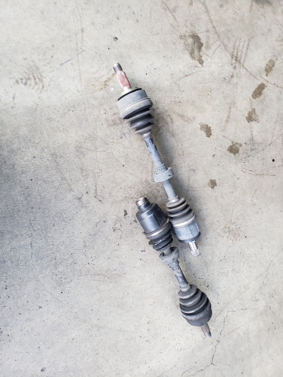 アコード CL7 右(運転席)側 ドライブシャフト ASSY アコード CL7 右(運転席)側 ドライブシャフト ASSY アコード CL7 右