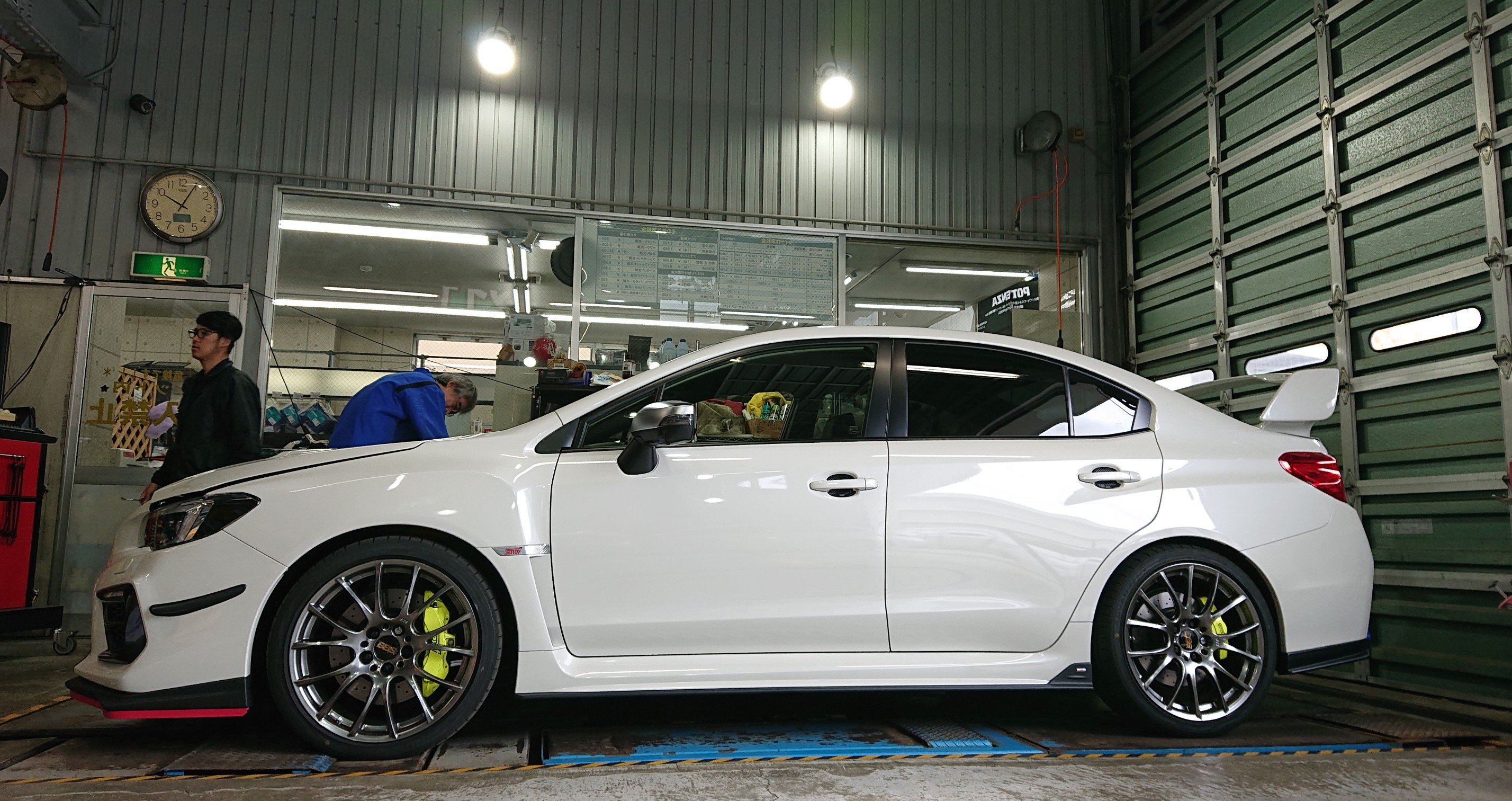 クスコ STREET ZERO A 取付 & 4輪アライメント調整作業 ／ スバル WRX