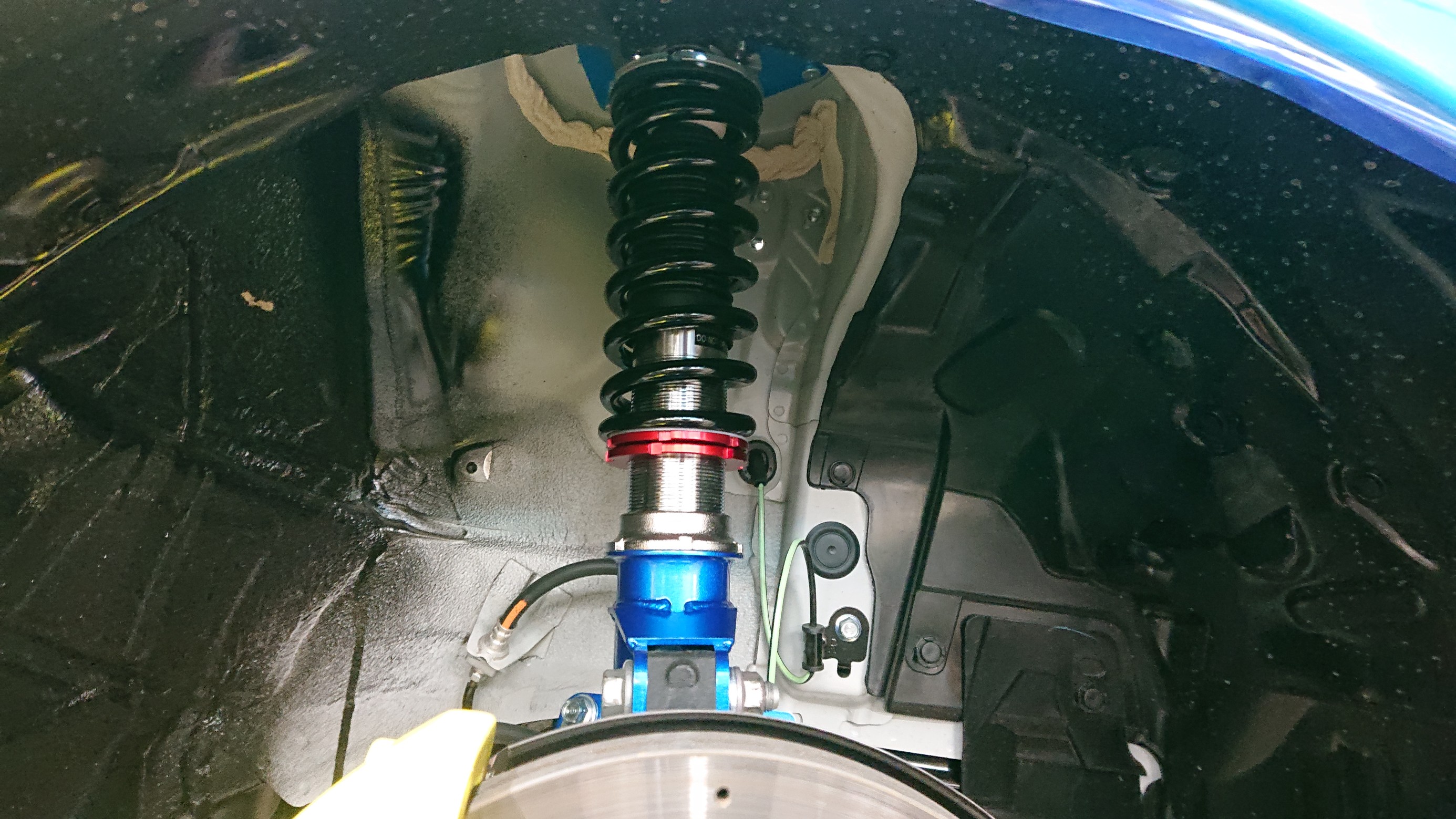 クスコ STREET ZERO A 取付 & 4輪アライメント調整作業 ／ スバル WRX