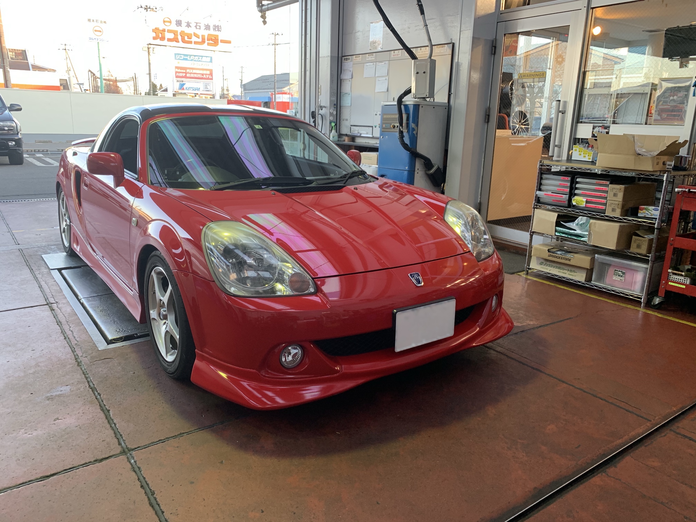 Mr S ドラシャブーツ ブレーキキャリパーオーバーホール トヨタ Mr S スタッフ 日記 コクピット 荒井 車のカスタマイズにかかわるスタッフより