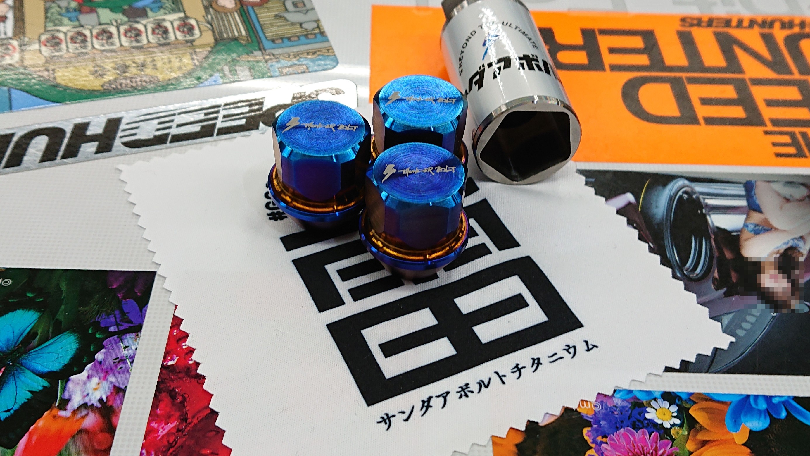 サンダーボルト ジャパン 鍛造チタニウム 新商品 & 超売れっ子 サンダーボルト ジャパン 鍛造チタニウム 新商品 & 超売れっ子