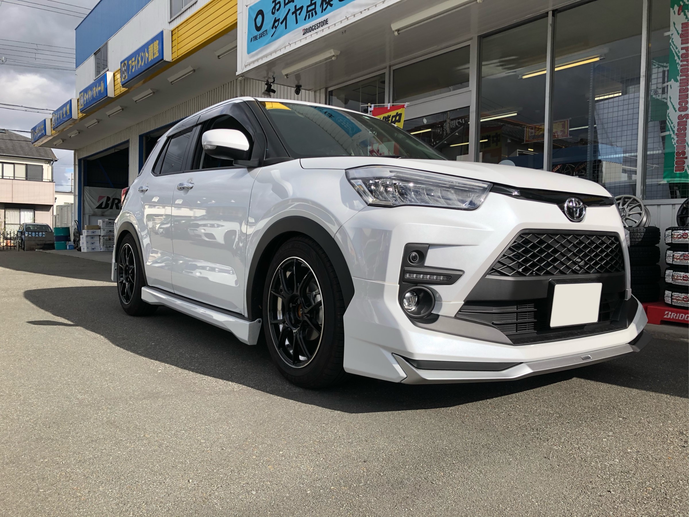 トヨタライズ車高調 LARGUS ONLINE SHOP / トヨタ ライズ A200A 2WD SpecS 車高調キット