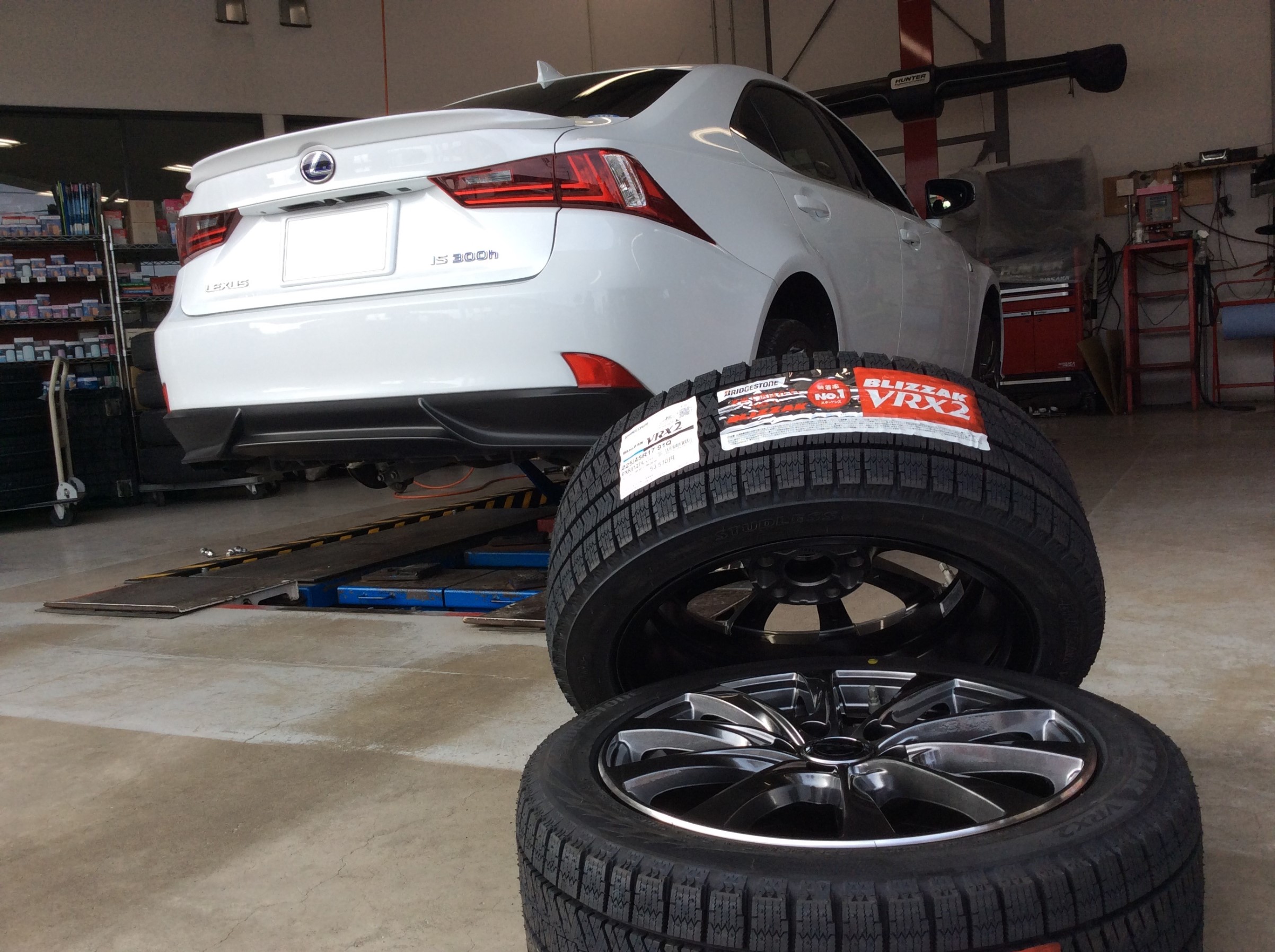 スタッドレスタイヤ装着！ | スタッフ日記 | コクピット 名取 | 車の