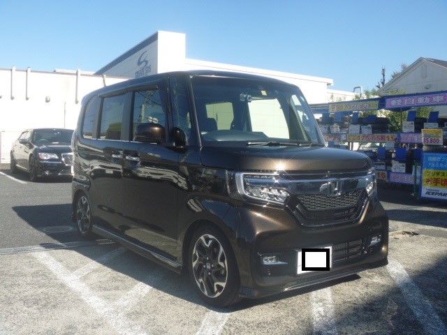 n-box-2023-s.jpg