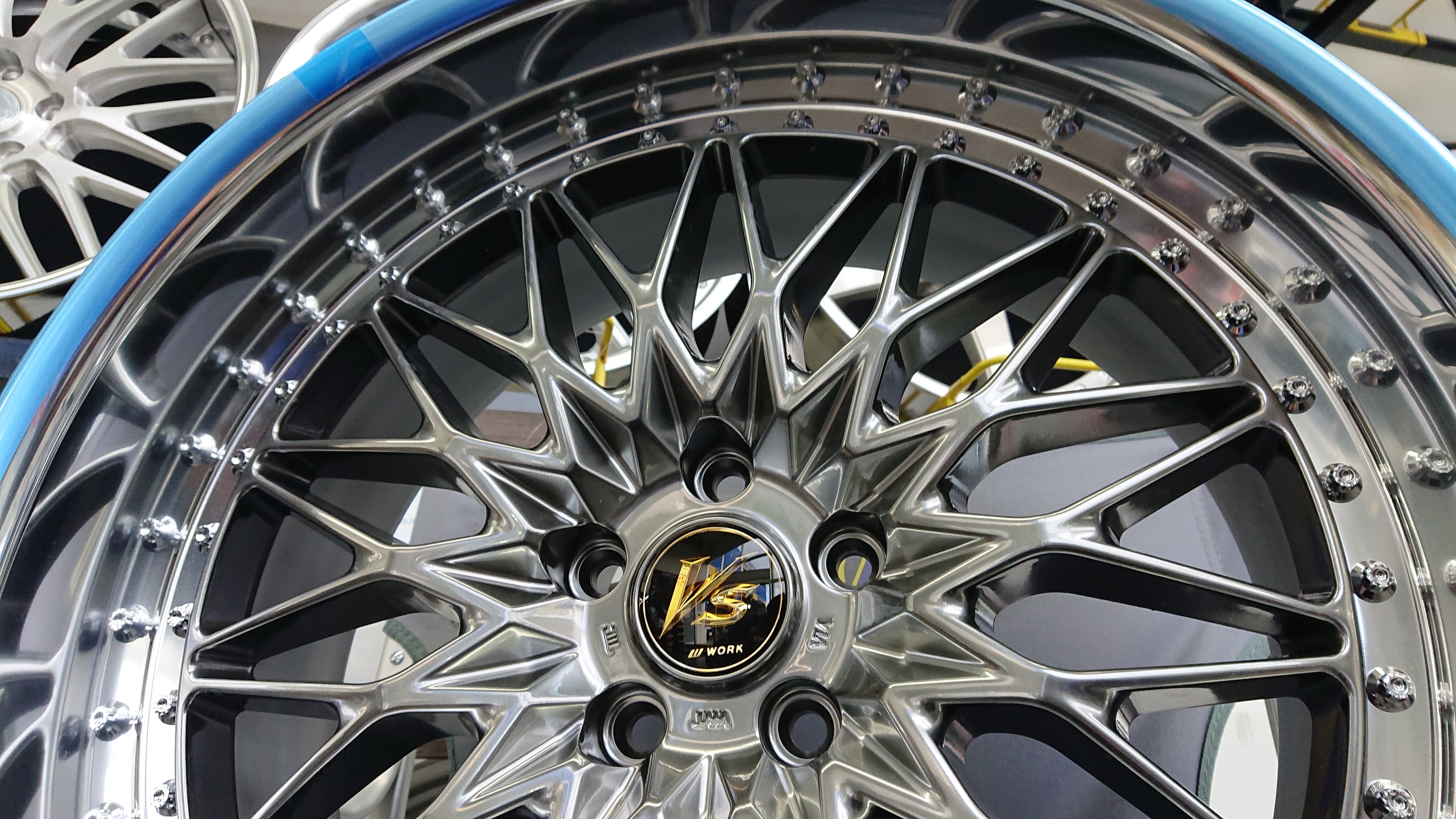 爆売れ確定 !? WORK（ワーク）から 新作ホイール VS-XV 登場