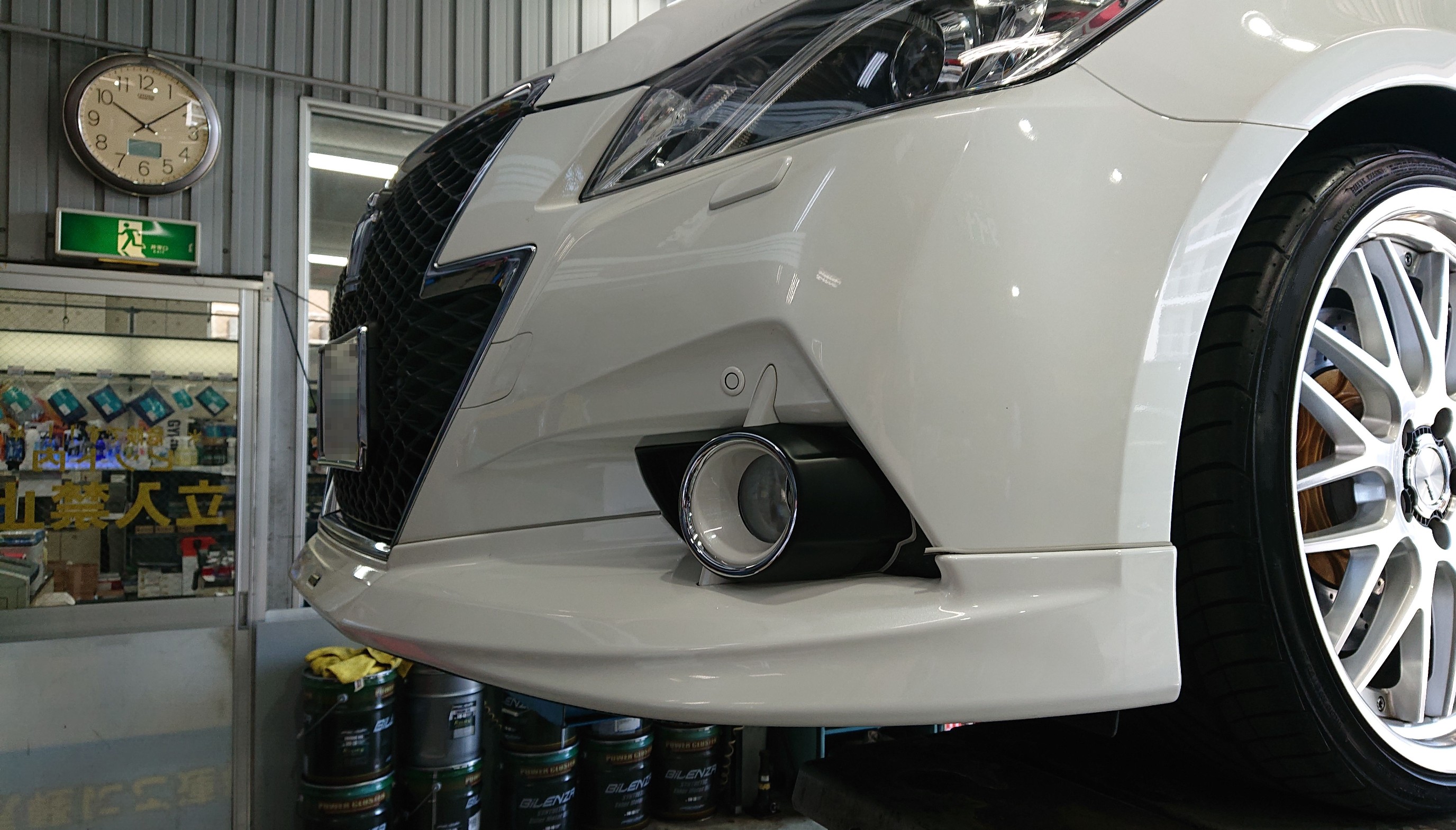 トヨタ GRS211 クラウン アスリート i-Four に シルクブレイズ