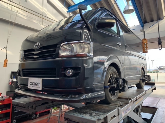 ◇TOYOTA HIACE [KDH205V] ショックアブソーバー交換・4輪